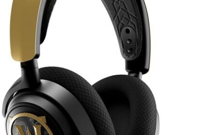 SteelSeries Arctis Nova 7 Wireless. World