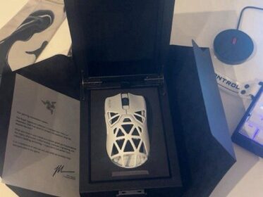 Razer Viper Mini Signature Edition Gaming-Maus