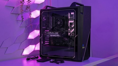 ASUS ROG Strix GT15 Gaming PC